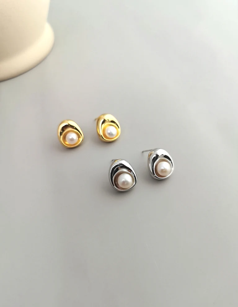 French Style Pearl Earrings