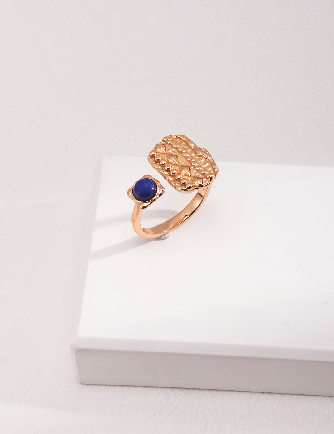 Oval Lapis Lazuli Ring