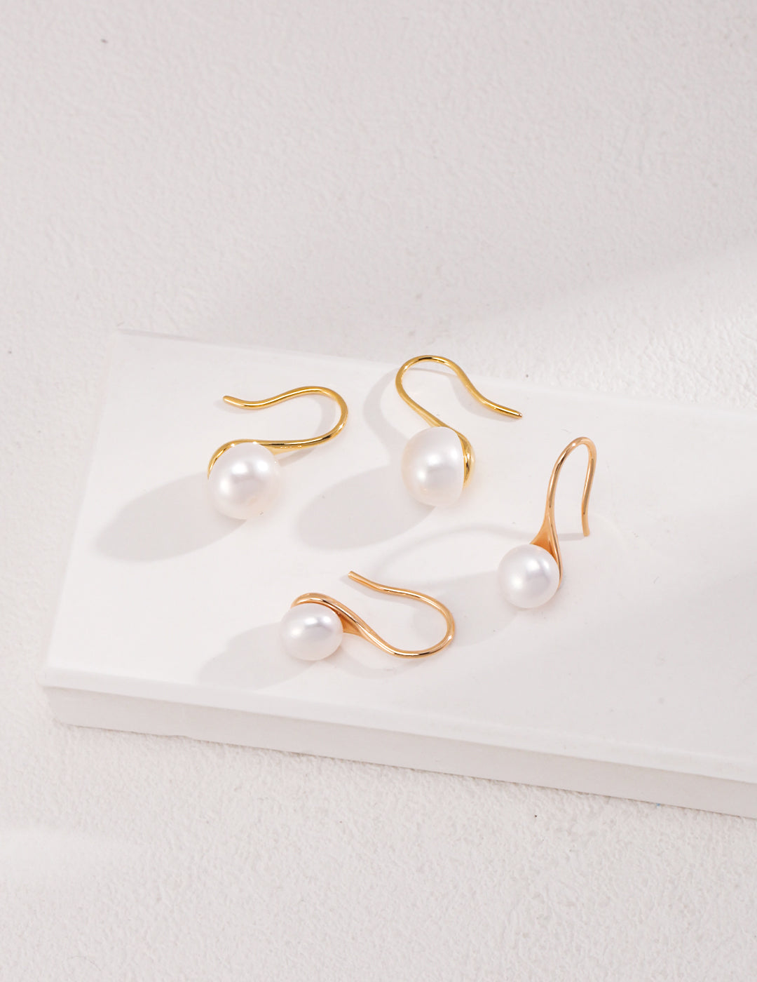 Simple Natural Pearl Earrings