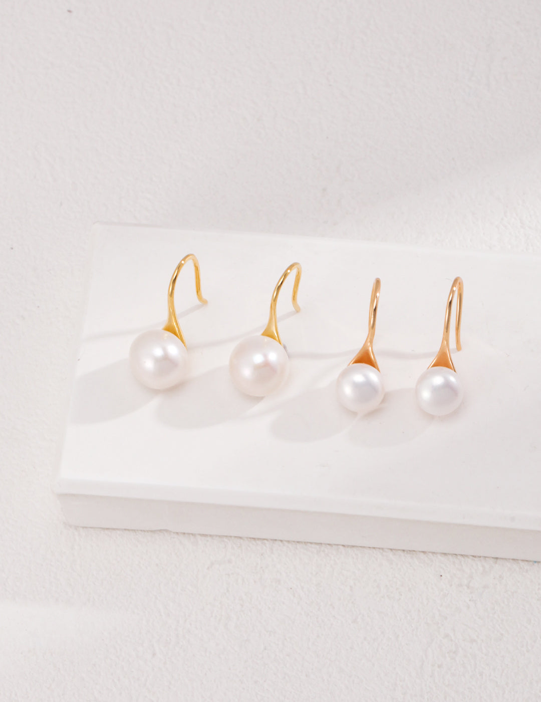 Simple Natural Pearl Earrings